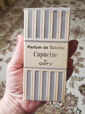 Vintage Collection Capucine Parfum de Toilette - Cream & Light Gray